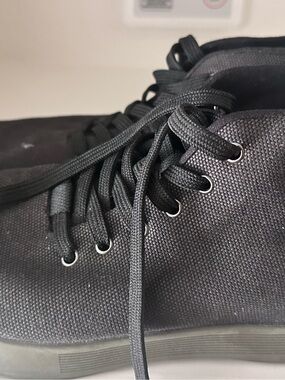 NOBULL Black Canvas Low-Top Ankle Booties navy blue/ olive green sole size 7